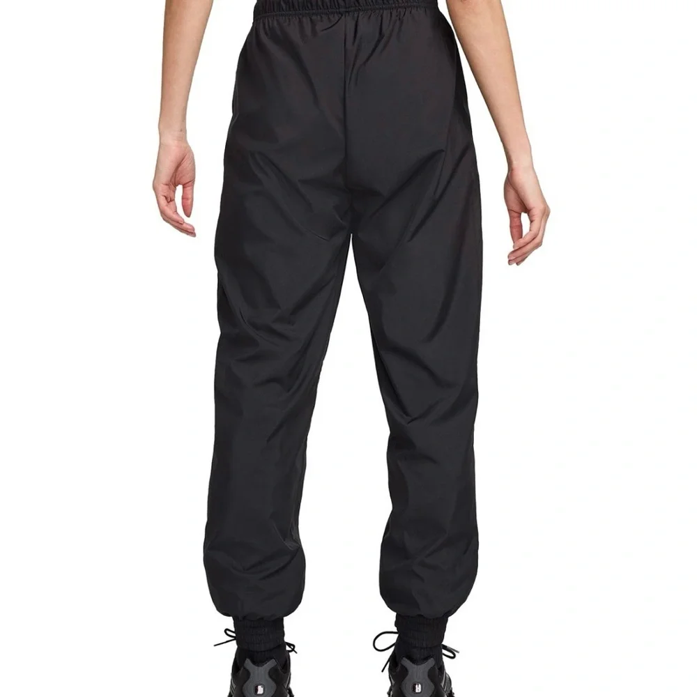 Nike Women’s Black Sweatpants